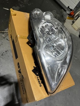 Lampa Renault Master 3 - Lewa