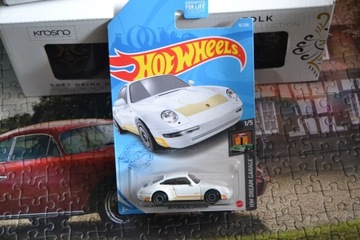 Hot Wheels Porsche 911 993 Carrera white 1996