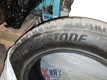 Opony zimowe Bridgestone Blizzak LM005 235/60 R18