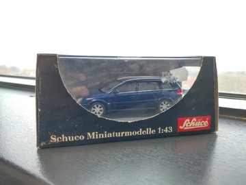 Opel Vectra C Caravan II 1:43 Schuco niebieski met