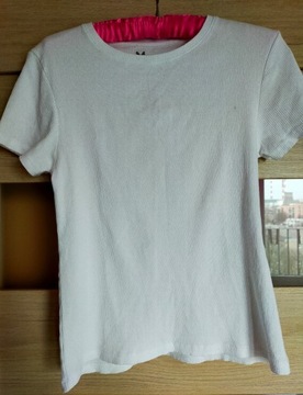 Biała koszulka w prążki, rozmiar M