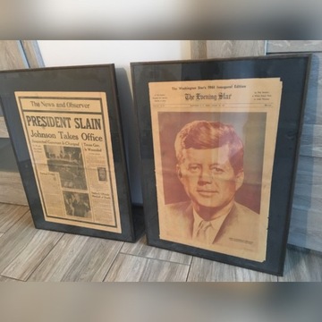 Oryginalne gazety w ciężkich ramach za szkłem