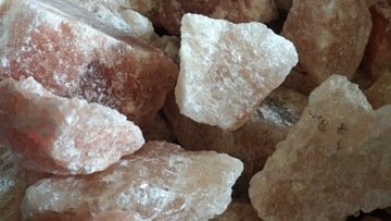Różowa Sól kamienna Kłodawska duże kawałki łupki