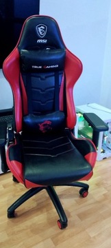 Fotel gamingowy MSI czarno-czerwony unikatowy