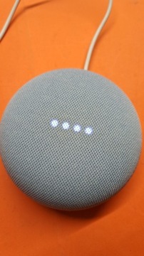 Głośnik google home mini używany w bdb stanie 