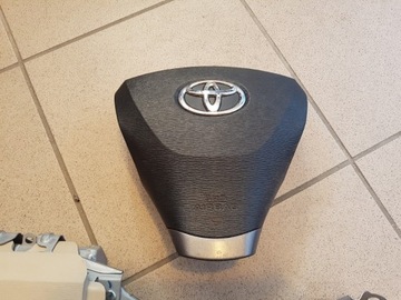 Toyota Venza, air bag airbag kierowca, kolanówka