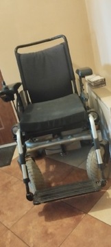 Wózek inwalidzki elektryczny 