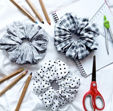 Zestaw scrunchies “School” L