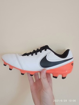 Nike Tiempo buty piłkarskie korki r. 40.5