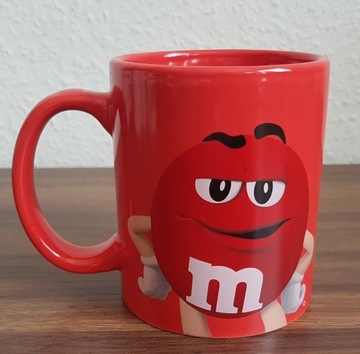 Kubek kolekcjonerski M&M's czerwony