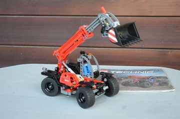 LEGO Technic 42061 Telehandler