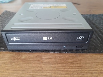 Stacja dysków LG GH20NS10 SATA BOX CZARNY