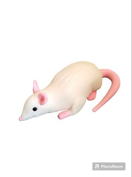 Figurka na tort szczur mysz z masy cukrowej  