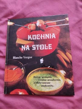 Kuchnia na stole Blanche Vergne 2001