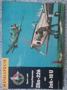 Modellbogen Zlin-226 i Jak-18U