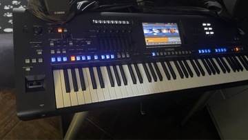 Keyboard Yamaha genos