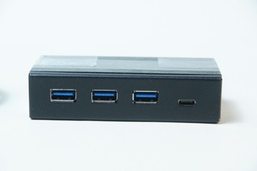 panel frontpanel 3x USB 3.0 + USB-C do zatoki 3.5 