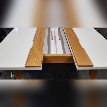 Ręcznie robione dębowe stoły biurowe / biurka.