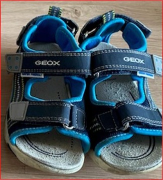 Buty dziecięce sandałki GEOX. Rozmiar 26. 