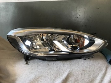 FORD FIESTA MK8/MK9 LAMPA PRAWY PRZÓD LED EUROPA