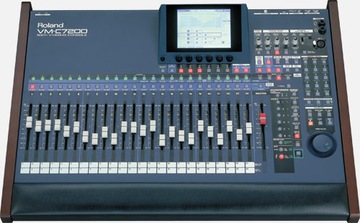 Cyfrowy Mikser dźwięku Roland VM-7200