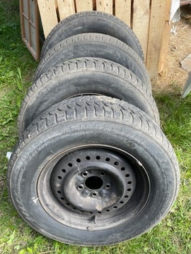 Felgi i opony używane Bridgestone 4szt 215/65R15