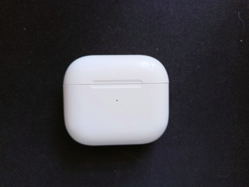 Pudełko ładujące do słuchawek Apple AirPods 3