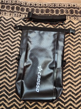 Torebka Crosso Mini Bag 3L, czarna