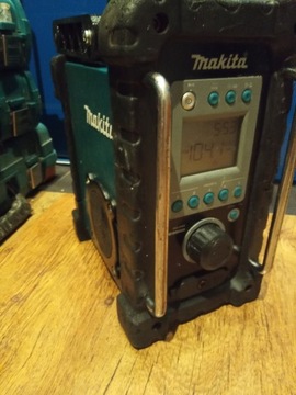 Radio budowlane makita BMR 100 LTX 