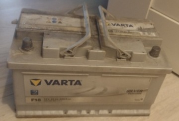 Akumulator Varta Silver Dynamic F18 12v 85ah 800a