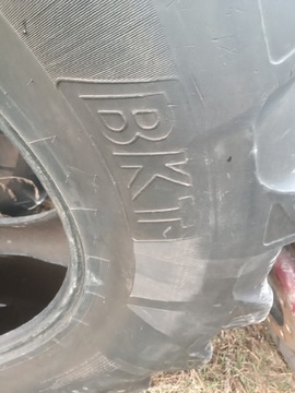 Opony 710/70R42 BKT