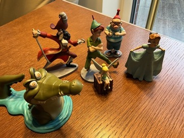 DISNEY STORE figurki PIOTRUŚ PAN zestaw