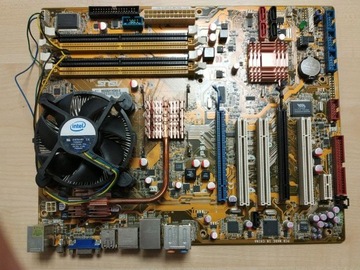 ASUS P5K-V + procesor