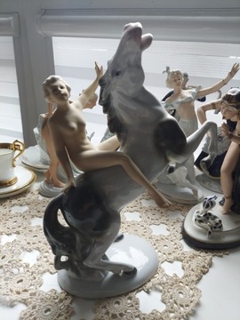 Fasold &stauch figurka  amazonka , koń 