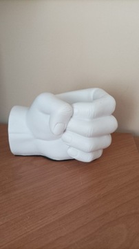 Figurka rzeźba ręka dłoń 