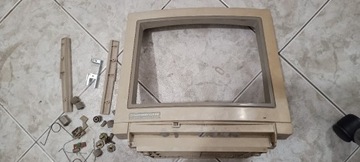 Pozostałości monitor Commodore 1084s