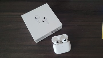 Słuchawki bezprzewodowe Apple Airpods 3 generacji 