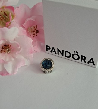 Pandora charms Niebieski kamien