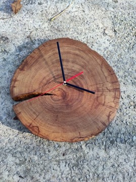 Zegar z plastra drewna dębowego Handmade 