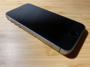 iPhone SE 32 GB