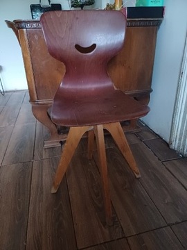 Krzesło flototto pagholz lata 60 XX w.  sygnaturą 