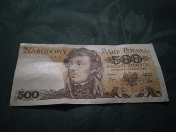 Papierowy pieniądz 500 