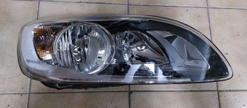 REFLEKTOR PRAWY LAMPA PRAWA VOLVO S60 V60 LIFT