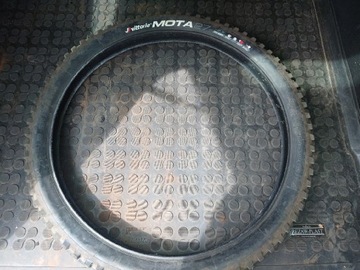 Opona Vittoria Mota 27.5x2.5 (2.6) Enduro 2 ply