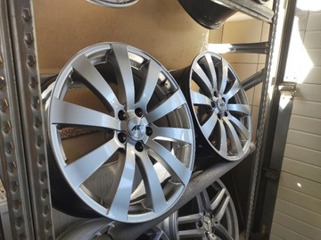 4 x Alufelgi  5X114,3  ET45 "19"