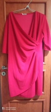 Piękna czerwona zakładania sukienka ,raz ubrana ,p