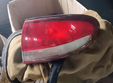 Mazda XEDOS 6 LAMPA PRAWA LEWA TYL KIERUNKOWSKAZY 