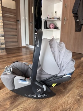 Cybex Cloud Z i-Size -13 kg | PLUS Soho Grey