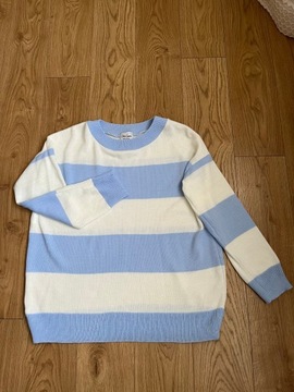 Sweter MeGusta w błękitno śmietankowe pasy