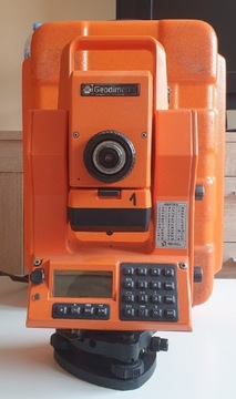 Tachimetr Geodimeter 440